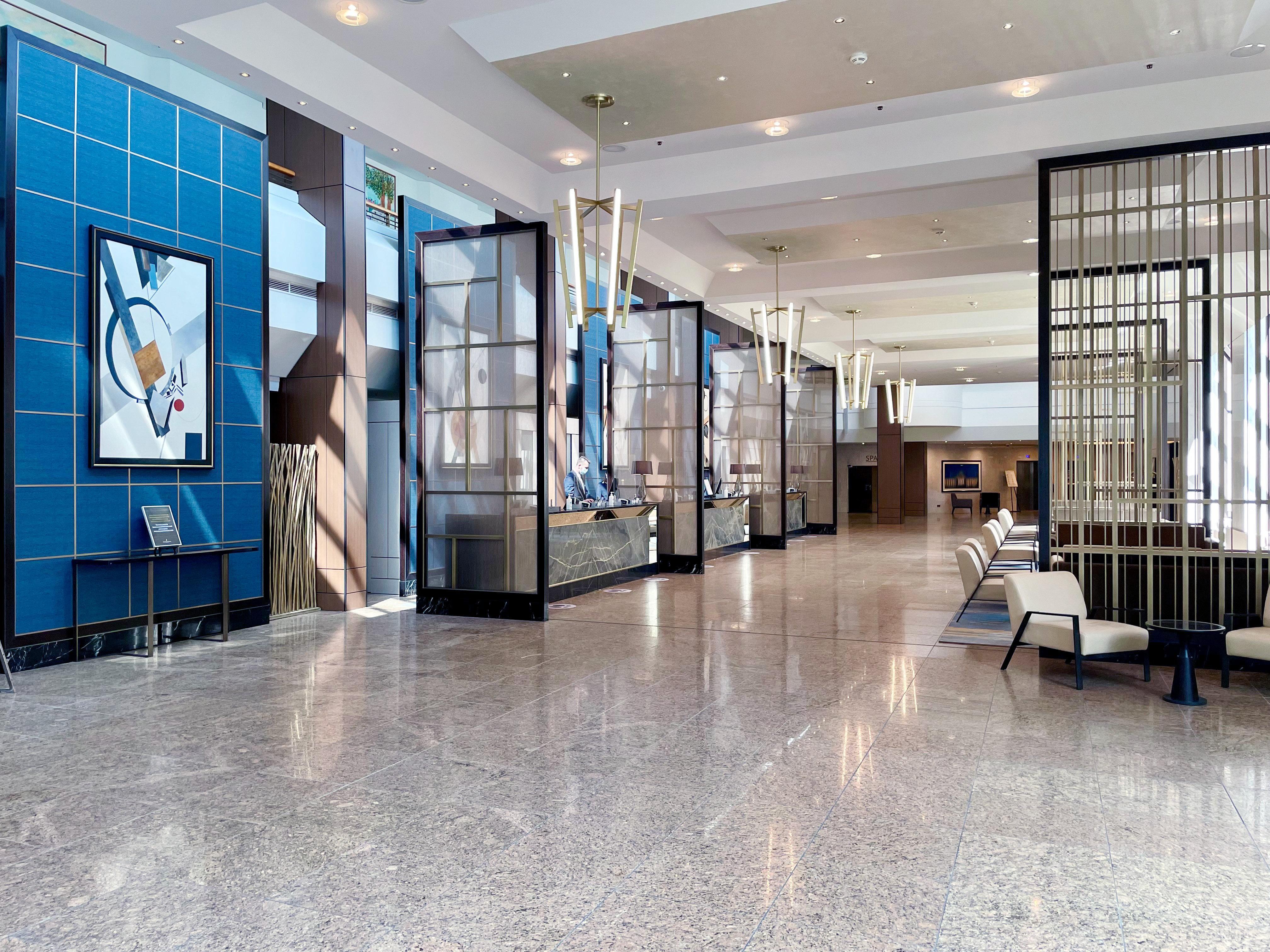 Intercontinental Berlin By Ihg Otel Dış mekan fotoğraf The lobby of the hotel