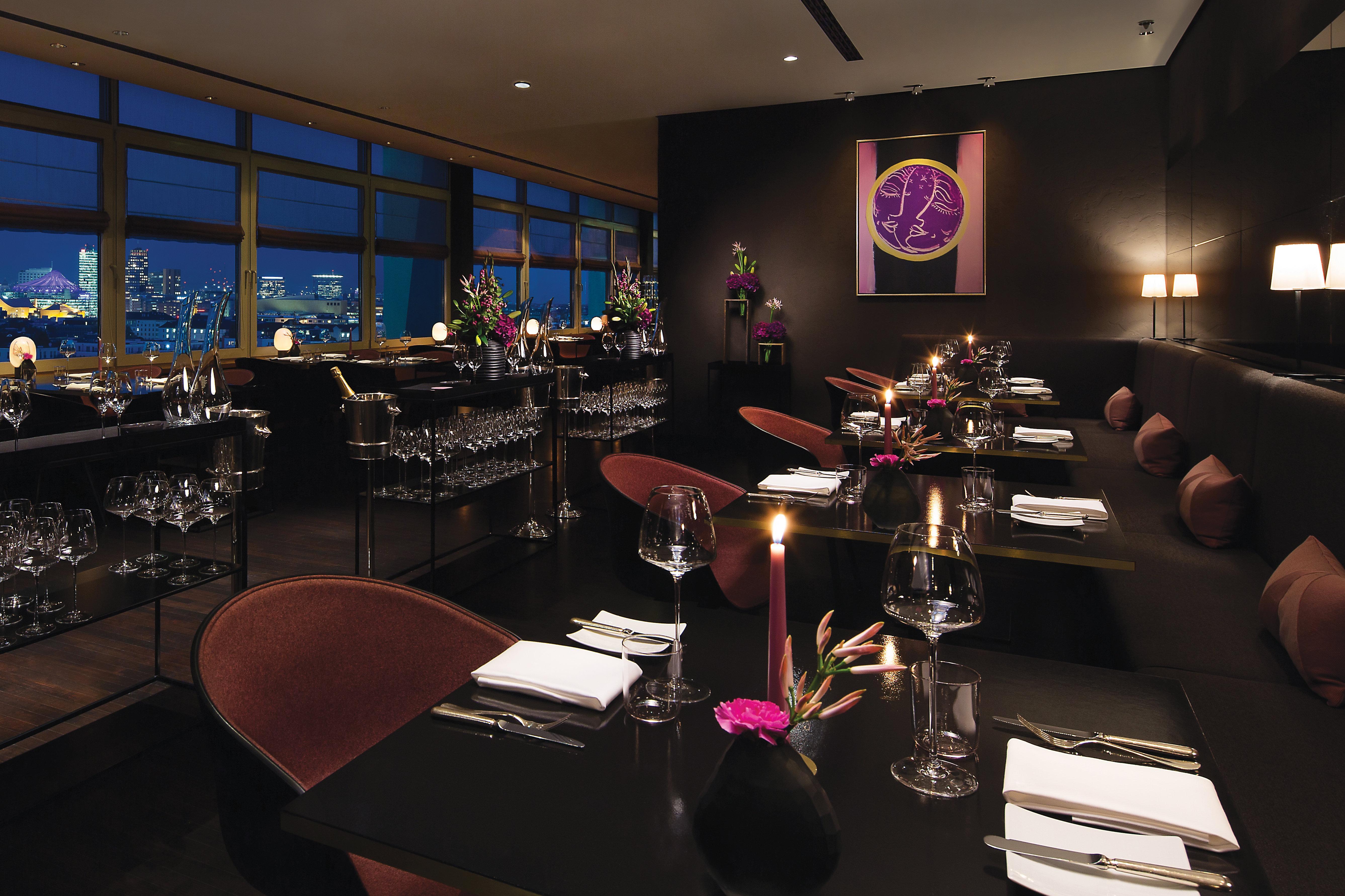 Intercontinental Berlin By Ihg Otel Dış mekan fotoğraf The interior of the restaurant