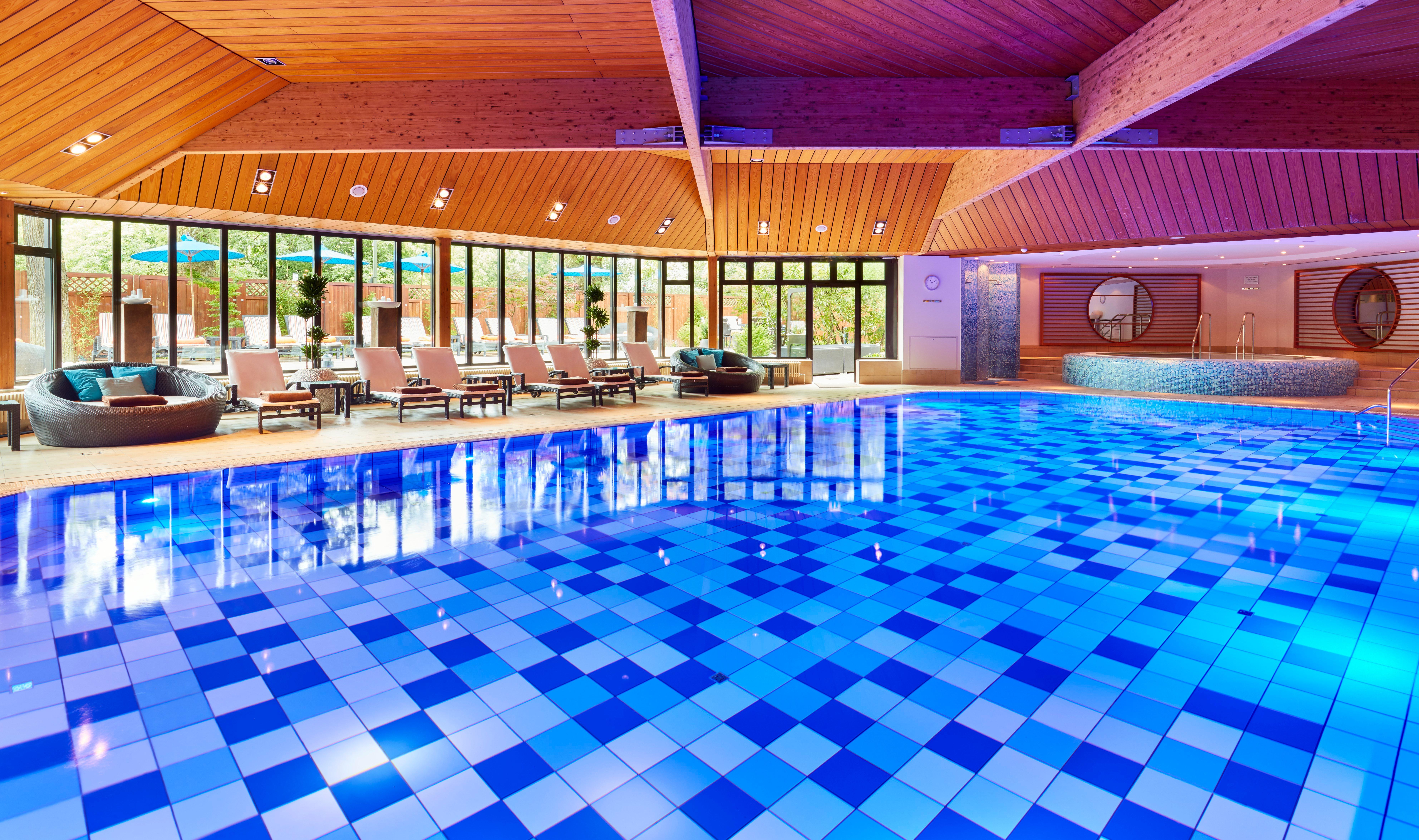 Intercontinental Berlin By Ihg Otel Dış mekan fotoğraf Indoor pool