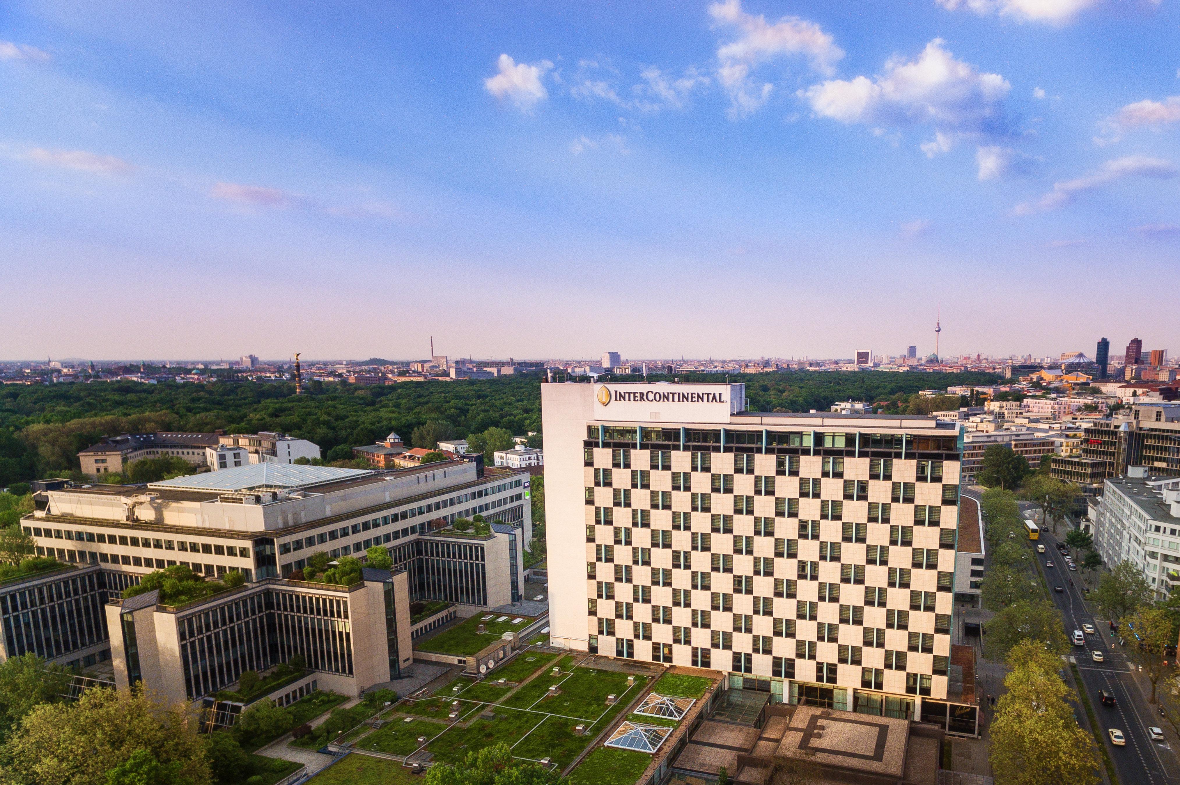 Intercontinental Berlin By Ihg Otel Dış mekan fotoğraf The headquarters of the European Anti-fraud Office in Rue Joseph II, Brussels